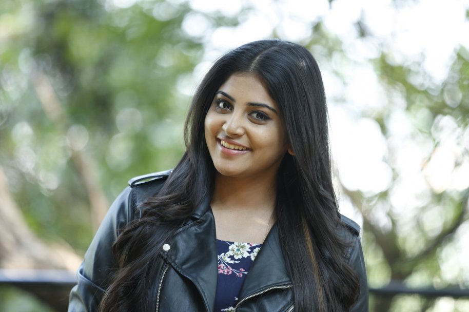 Manjima-Mohan-Interview-About-Saahasam-Swaasaga-Saagipo-Movie